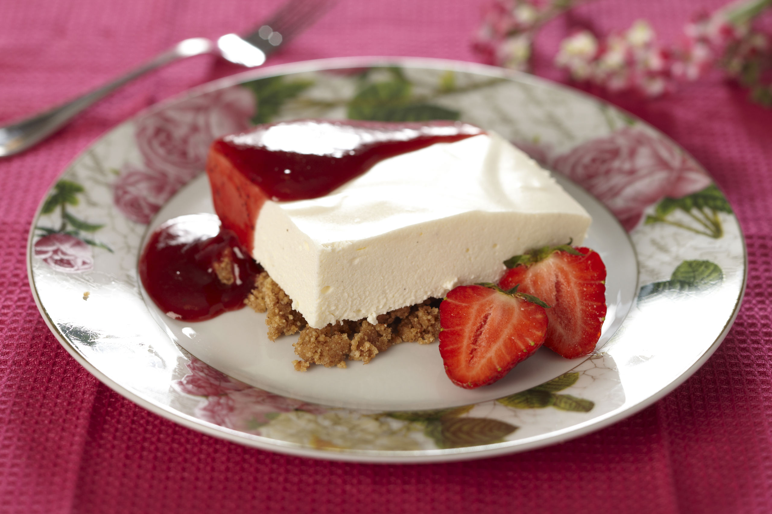 Cheesecake med jordbærkompot